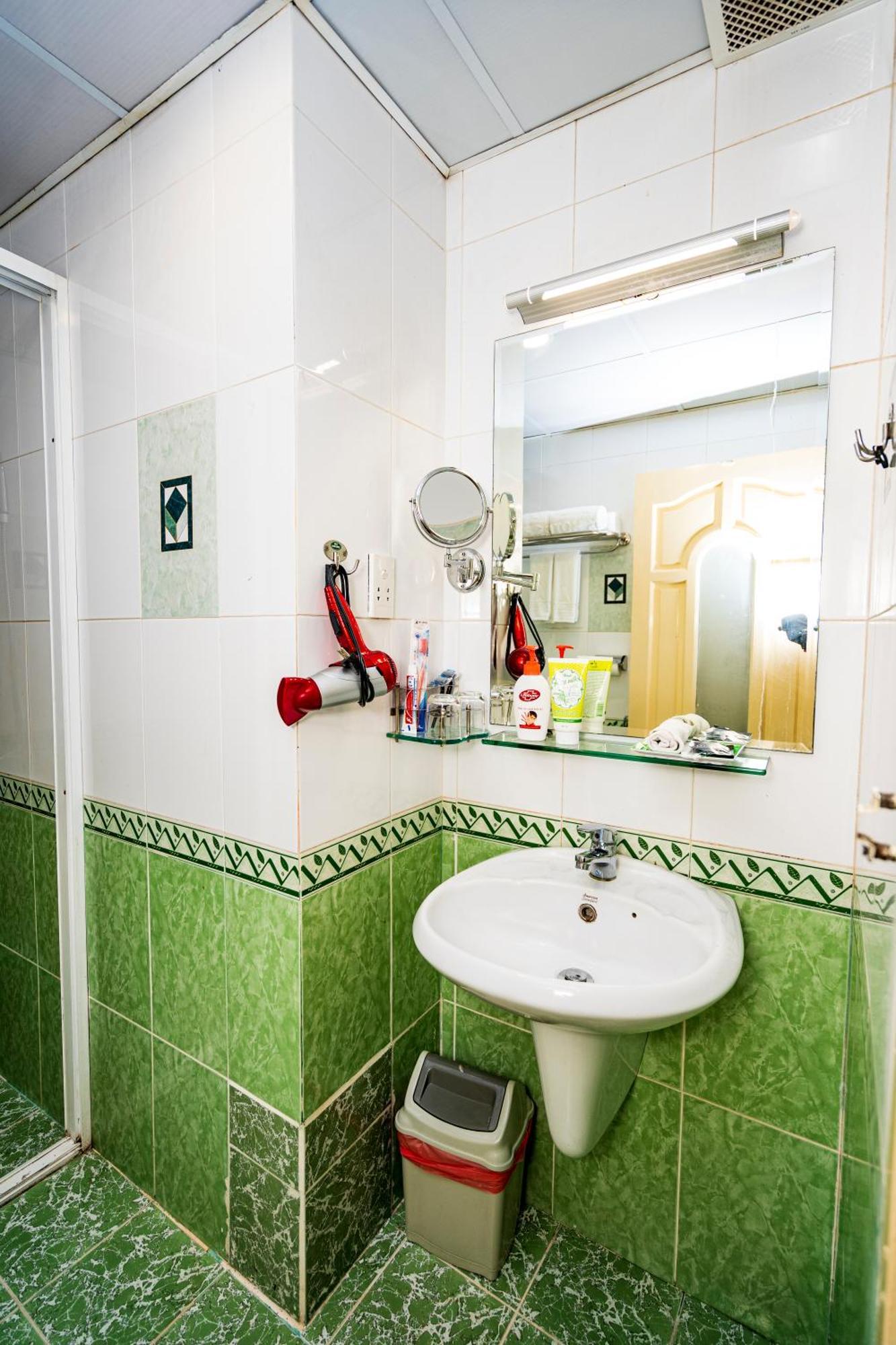 A25 Hotel - 307 Ly Tu Trong Ho Chi Minh City Exterior photo