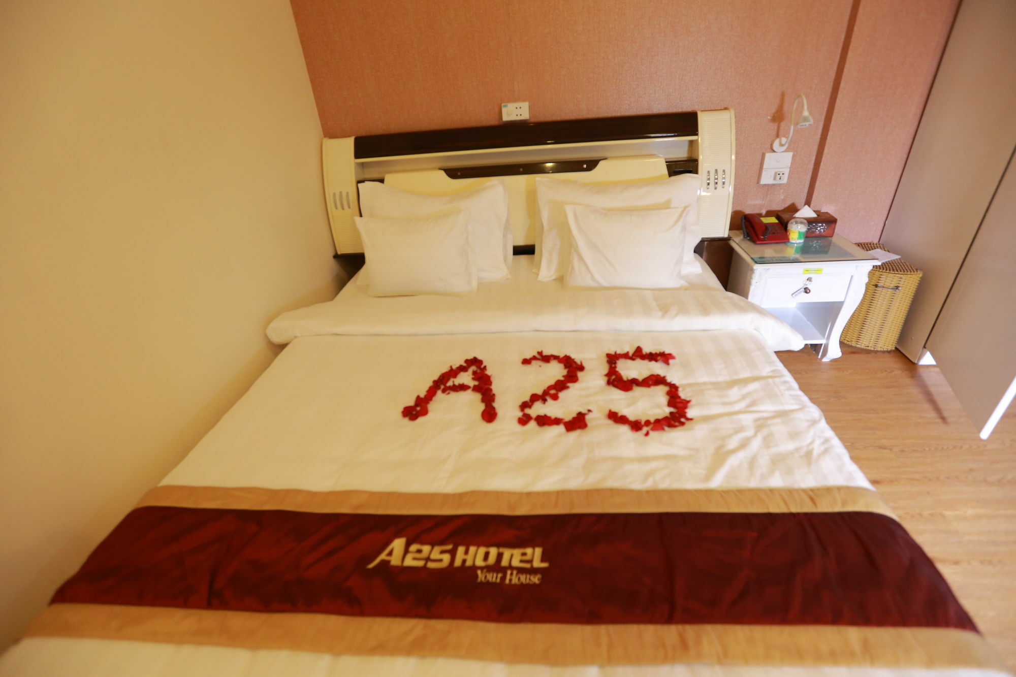 A25 Hotel - 307 Ly Tu Trong Ho Chi Minh City Exterior photo